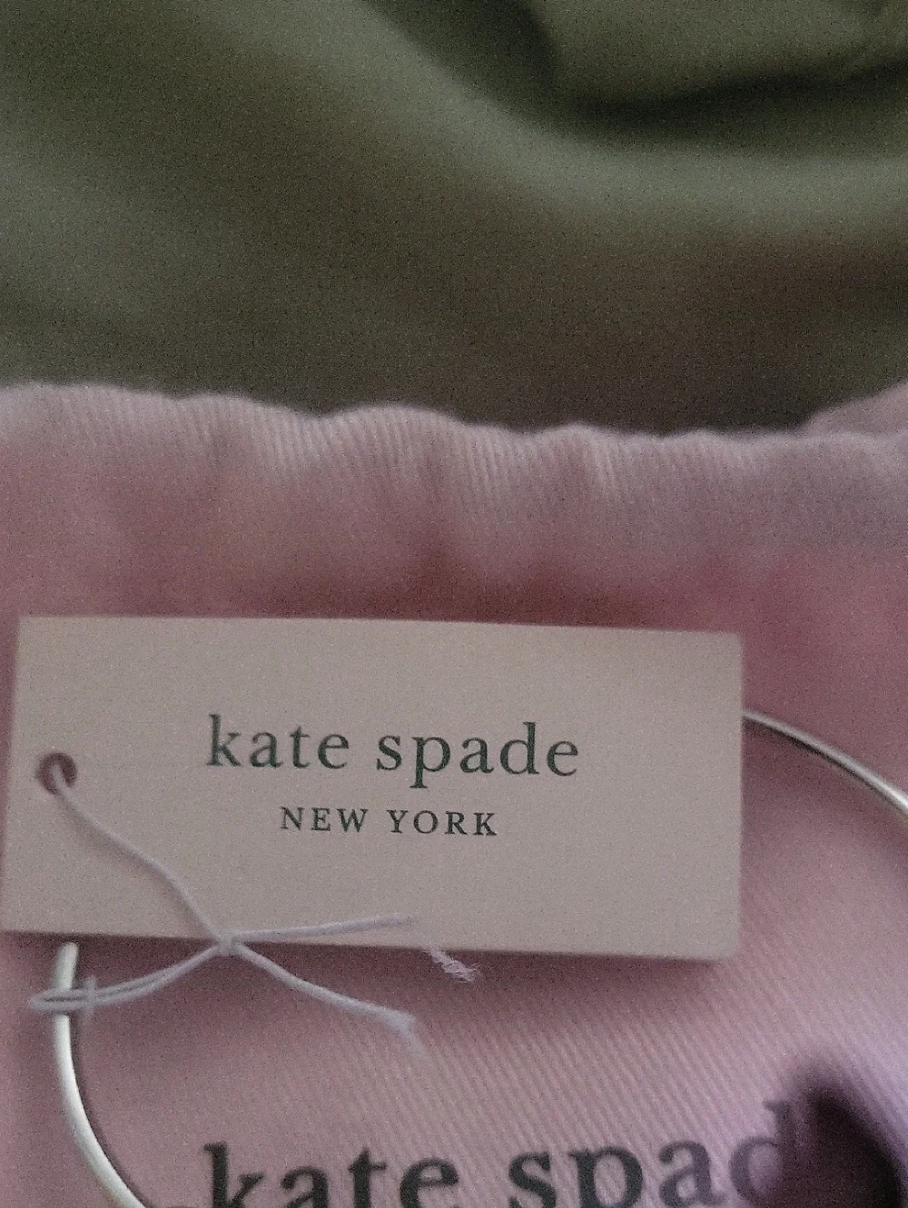 Kate Spade Bangle Bagged Tagged Heart Bangle Bracelet In Pink Kate Spade Bag - Picture 3 of 4